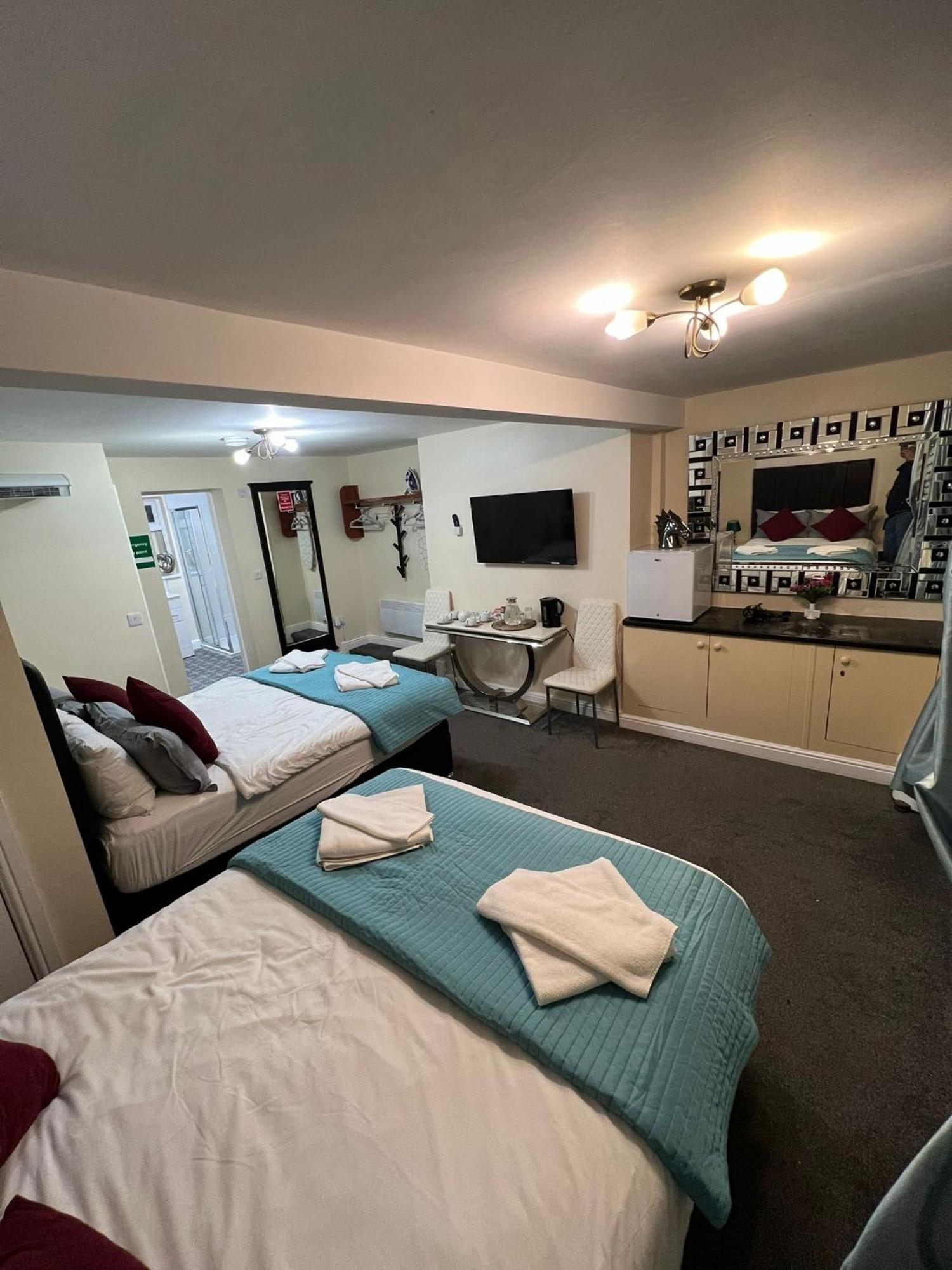 Abbey Holiday Accommodation Whitby Bagian luar foto